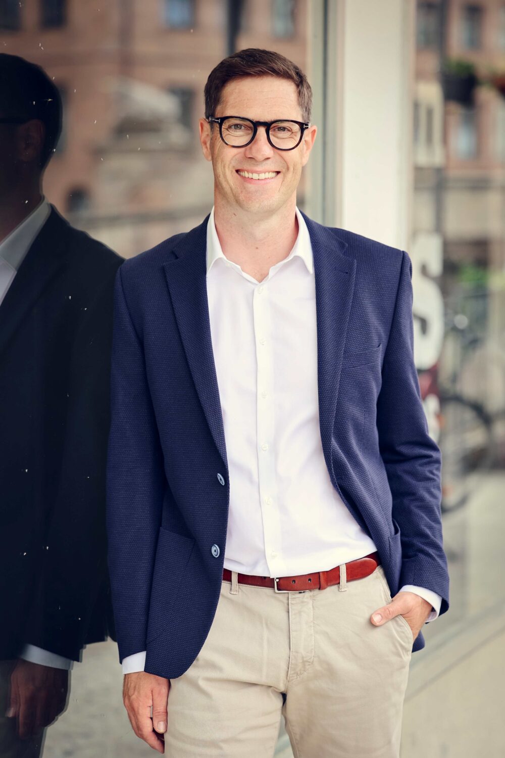 Andreas Dorsch, Interim Manager für Vertrieb, lächelndes Porträt im Sakko
